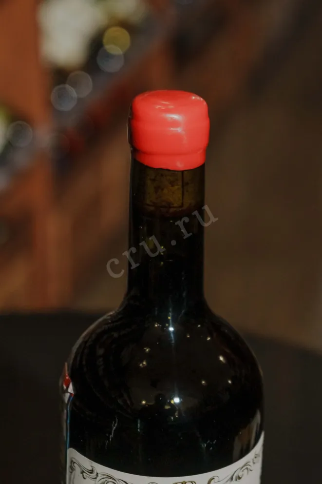 Пробка Batonis Marani Kindzmarauli 2023 0.75 л