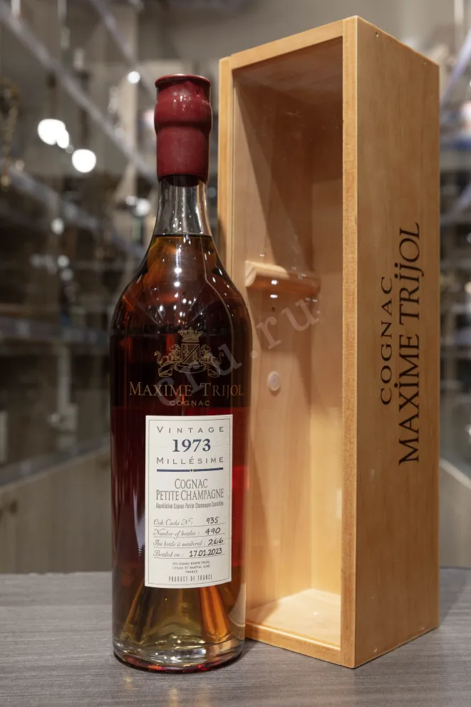 В магазине Крю Профи Maxime Trijol Petite Champagne 1973 0.7 л