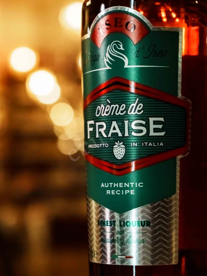 В магазине Крю Профи Iseo Creme de Fraise 0.7 л