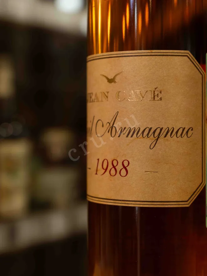 В магазине Крю Профи Jean Cave Vieil Armagnac AOC wooden box 1988 0.7 л