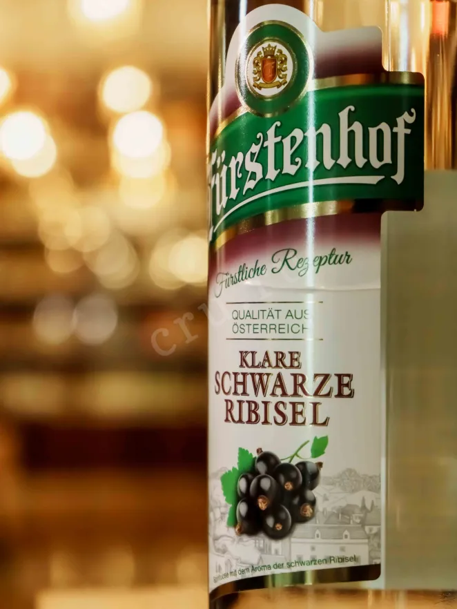 В магазине Крю Профи Furstenhof Klare Schwarze Ribisel 0.7 л