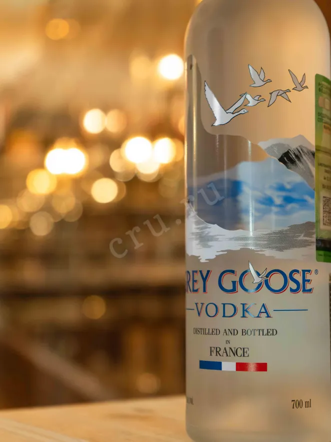 В магазине Крю Профи Grey Goose 0.7 л