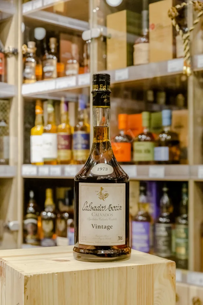 В магазине Крю Профи Calvados Morin Vintage 1973 0.7 л