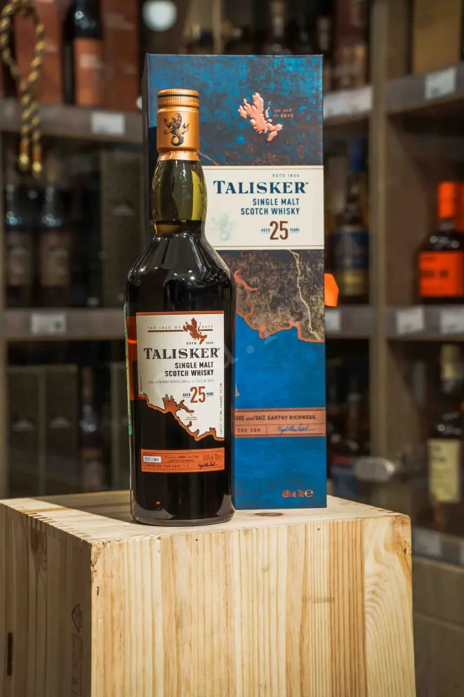 В магазине Крю Профи Talisker 25 years gift box 0.7 л