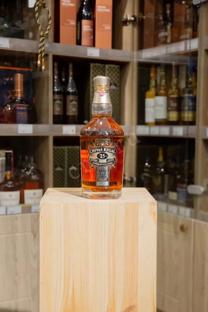 В магазине Крю Профи Chivas Regal 25 years 0.75 л