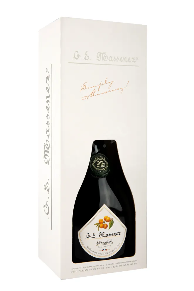 Водка G.E.Massenez Mirabelle 0,7 в подарочной упаковке