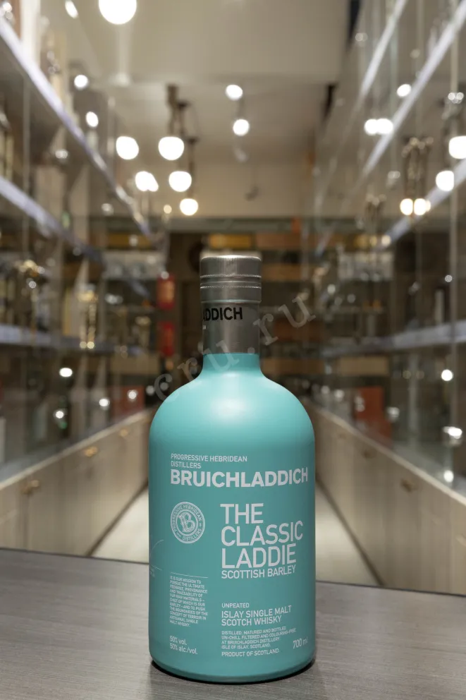 В магазине Крю Профи Bruichladdich Classic Laddie Scottish Barley in tube 0.7 л