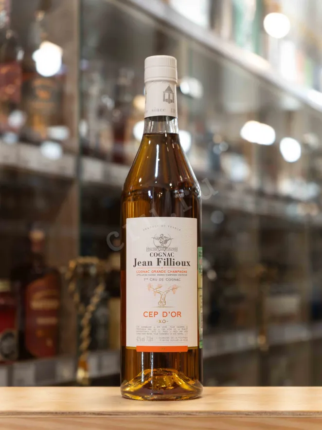 В магазине Крю Профи Jean Fillioux Cep d'Or 13 years 0.7 л