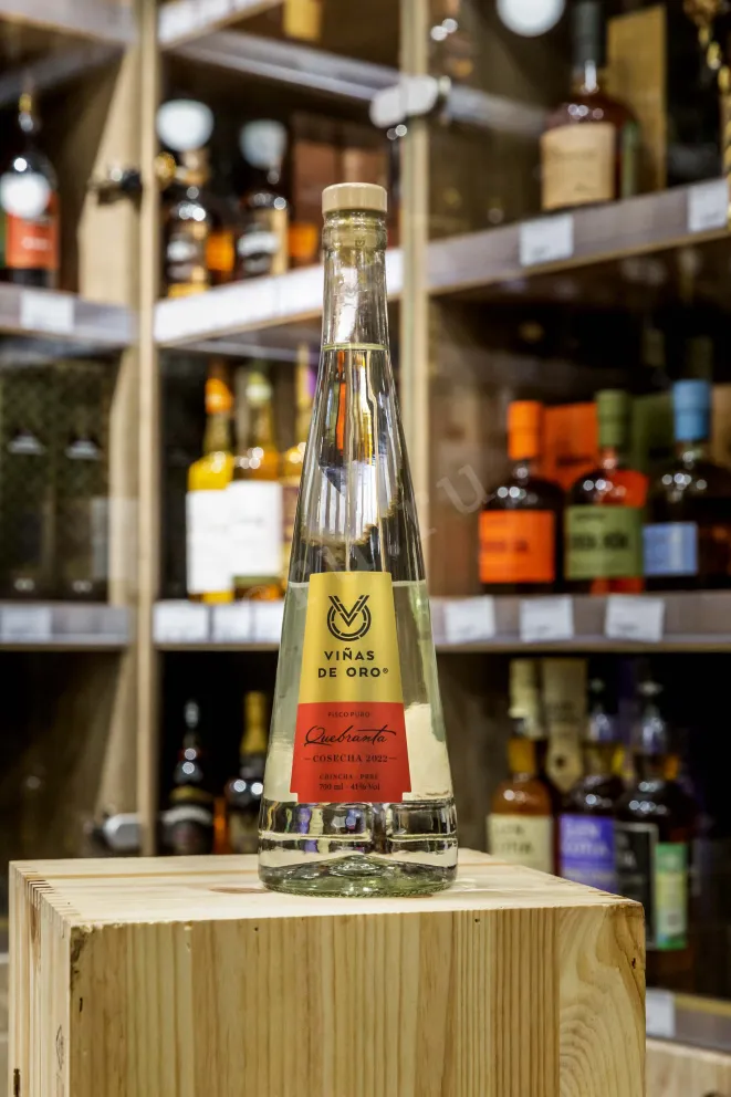 В магазине Крю Профи Vinas de Oro Pisco Quebranta 0.7 л