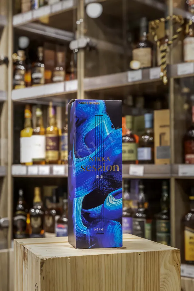 В магазине Крю Профи Nikka Session in gift box 0.7 л