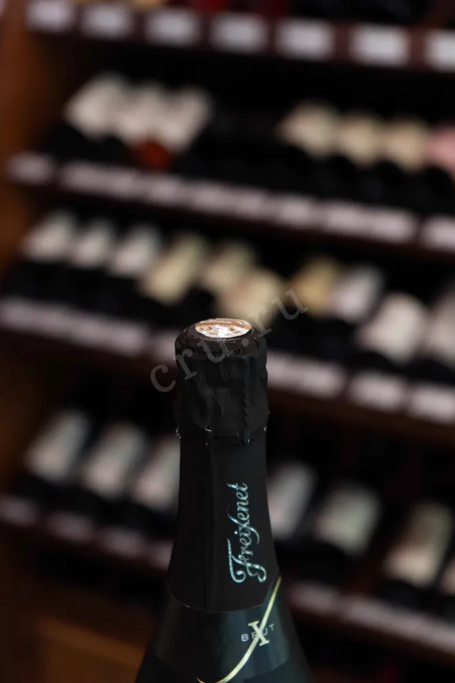Пробка Freixenet Cava Cordon Negro 2020 0.75 л