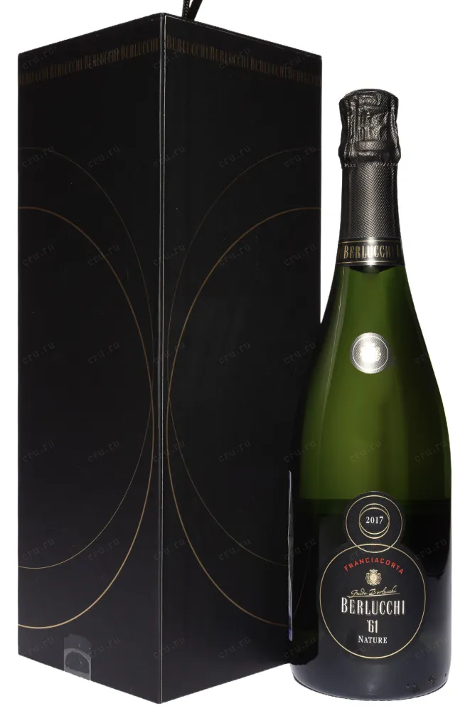Игристое вино Berlucchi 61 Franciacorta Nature gift box  0.75 л