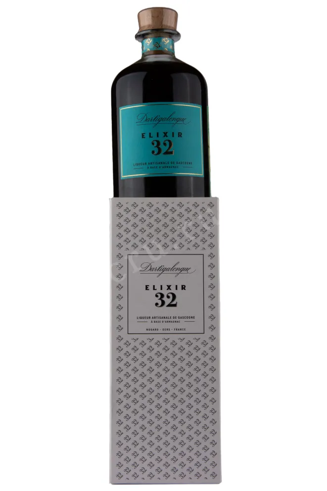 В подарочной коробке Dartigalongue Elixir 32 0.7 л