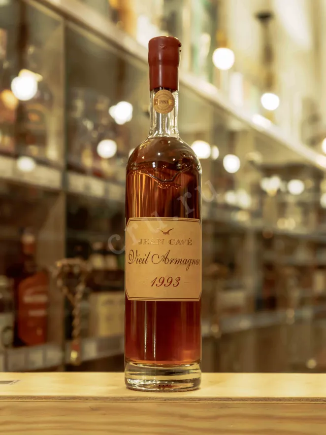 В магазине Крю Профи Jean Cave Vieil Armagnac AOC wooden box 1993 0.7 л