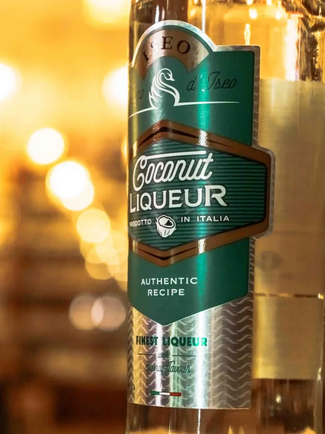 В магазине Крю Профи Iseo Coconut 0.7 л