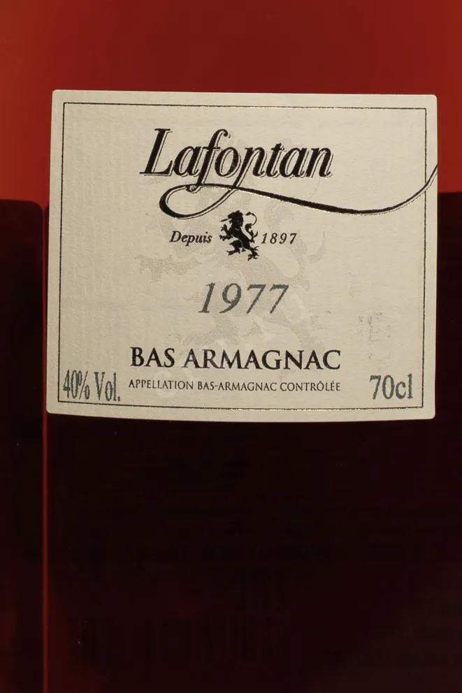 Этикетка Lafontan 1977 in wooden box 1977 0.7 л