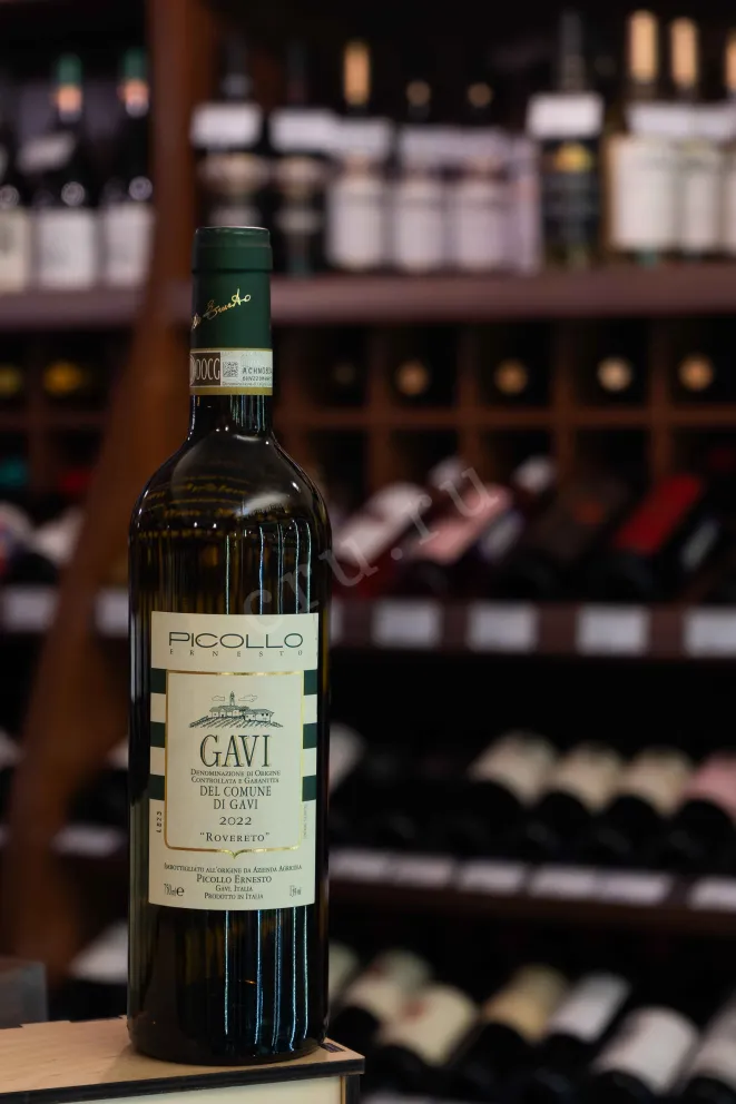 В магазине Крю Профи Picollo Ernesto Gavi del Comune di Gavi Rovereto 2022 0.75 л