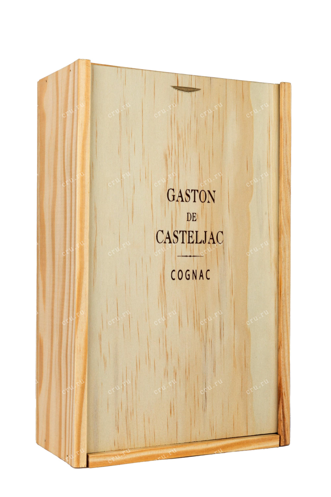 Деревянная коробка Gaston de Casteljac XO Extra decanter gift box 2005 0.7 л