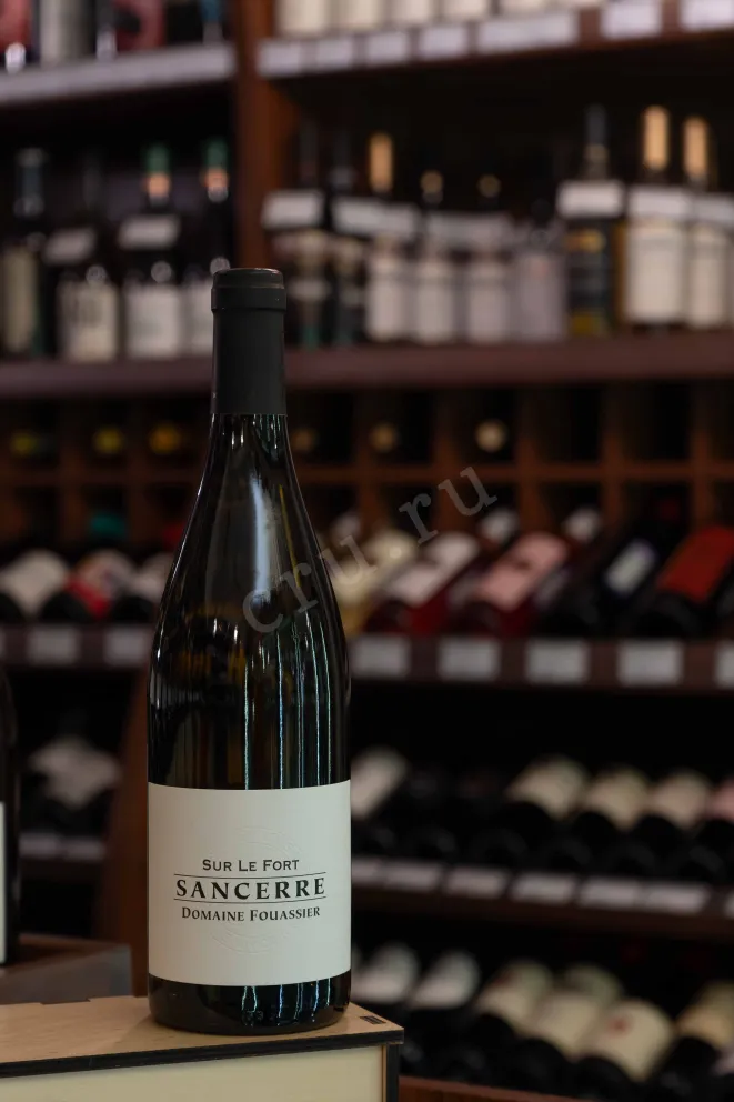 В магазине Крю Профи Sancerre Domaine Fouassier Sur le Fort 2022 0.75 л