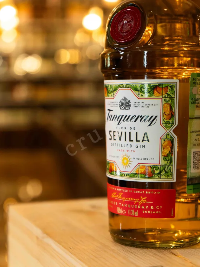 В магазине Крю Профи Tanqueray Flor de Sevilla 0.7 л