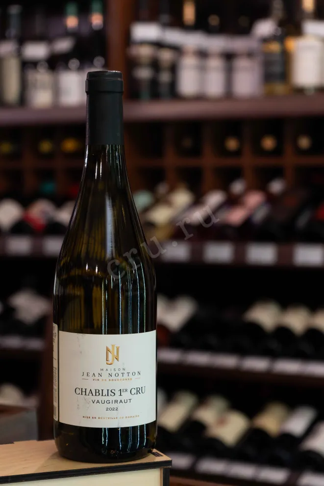 В магазине Крю Профи Maison Jean Notton Chablis 1er Cru Vaugiraut 2022 0.75 л