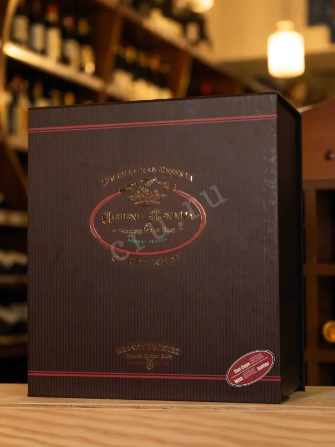 В магазине Крю Профи Sanchez Romate Cardenal Mendoza Carta Real Solera Gran Reserva gift box + glass 0.7 л