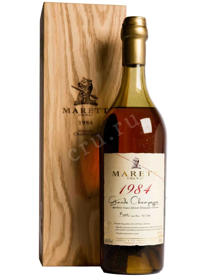 Коньяк Marett Grande Champagne in wooden box 1984 0.7 л