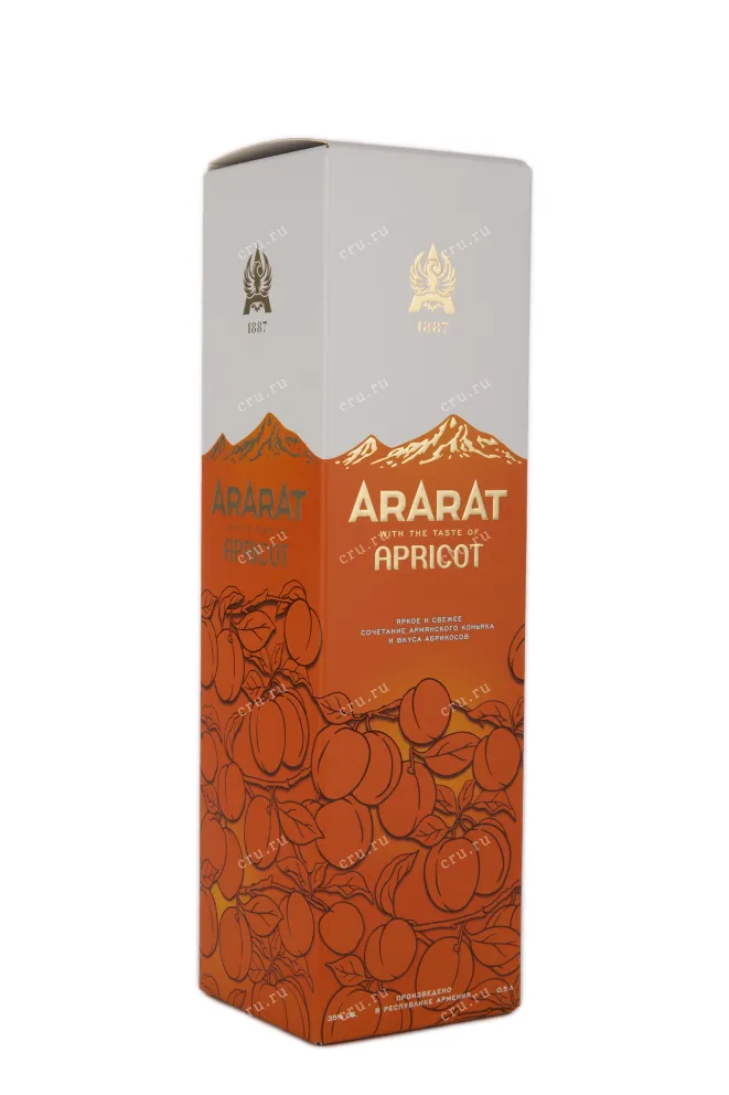 Коньяк Арарат Абрикос  0.5 л