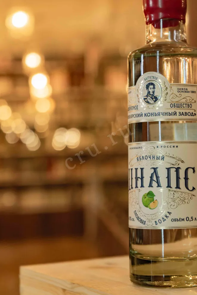 В магазине Крю Профи Apple Schnapps 0.5 л