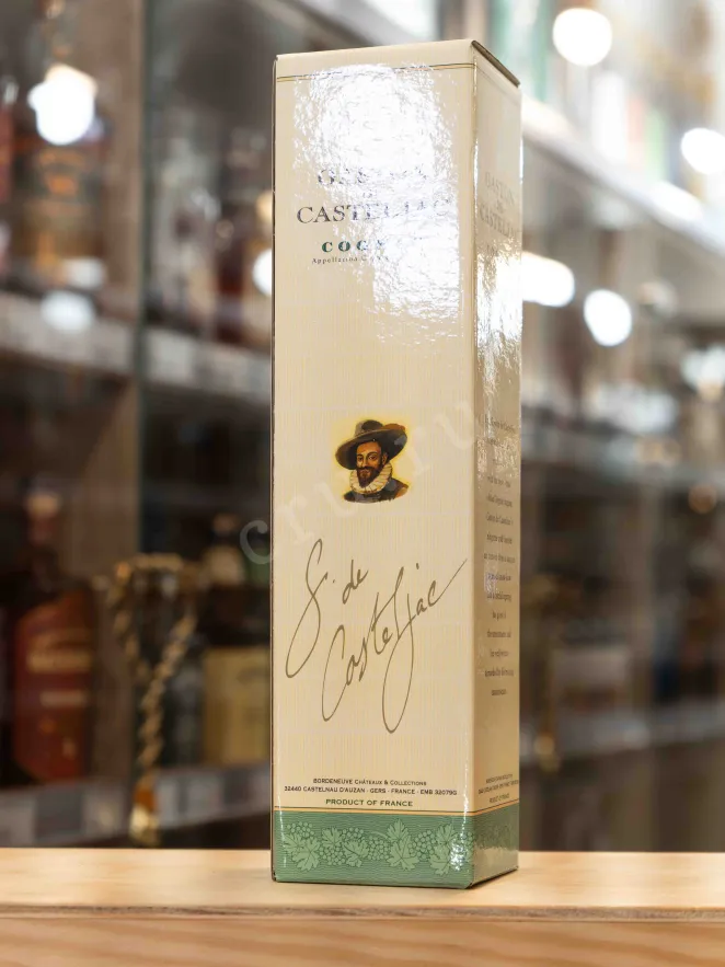 В магазине Крю Профи Gaston de Casteljac VSOP in gift box 0.7 л
