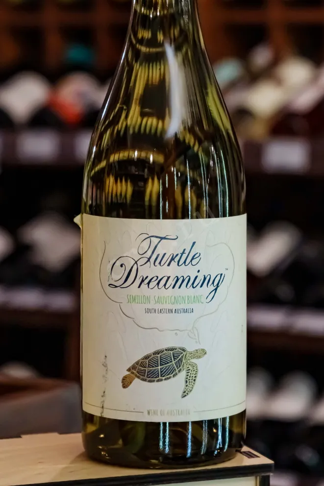 В магазине Крю Профи Turtle Dreaming Semillon-Sauvignon Blanc 2022 0.75 л