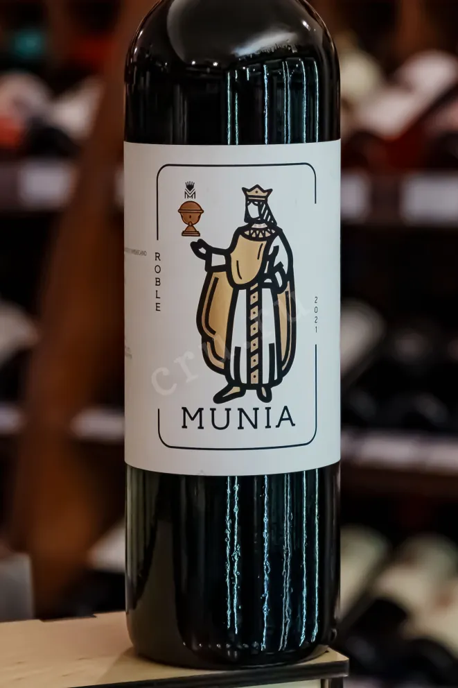 В магазине Крю Профи Munia Roble 2022 0.75 л
