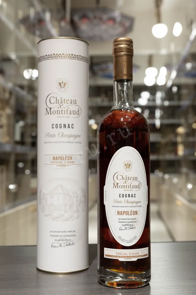 В магазине Крю Профи Chateau de Montifaud Napoleon Cigar in tube 0.7 л