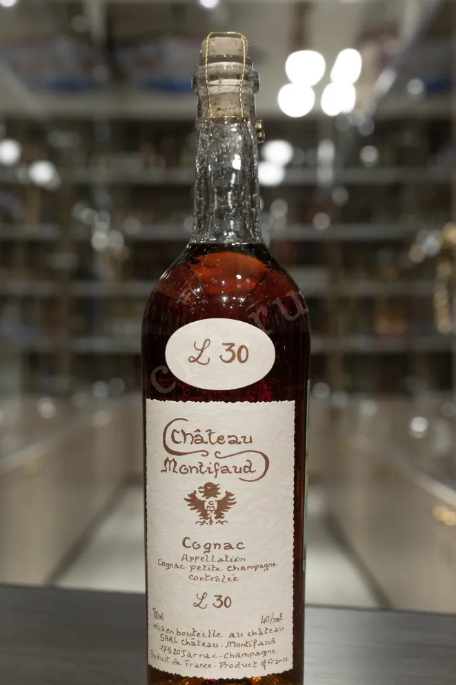 В магазине Крю Профи Chateau de Montifaud 30 years 0.7 л
