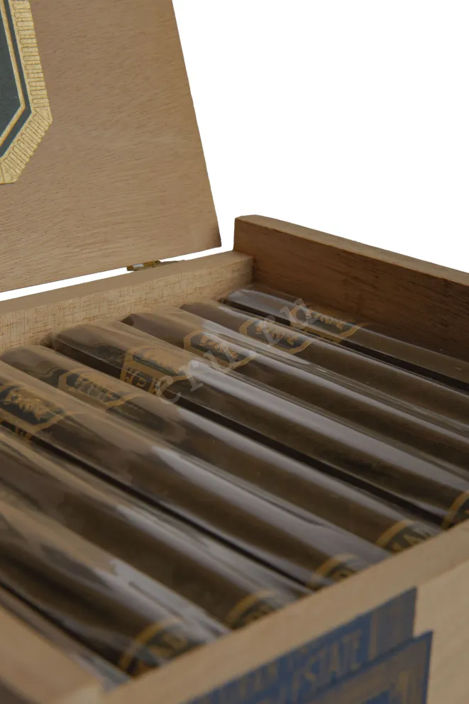 Сигары Undercrown Maduro Gran Toro *25