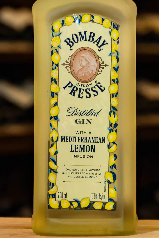В магазине Крю Профи Bombay Citron Presse 0.7 л