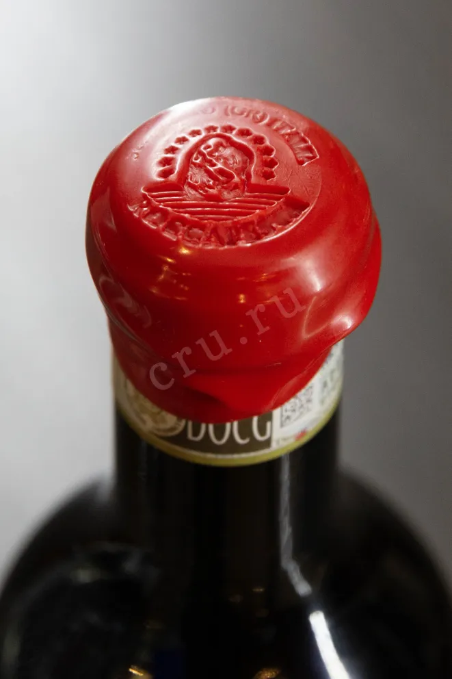 Пробка Roccapesta Morellino Di Scansano Ribeo DOCG 2023 0.75 л