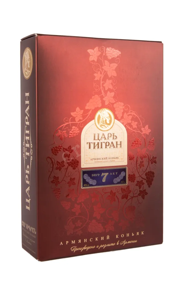 Коньяк Царь Тигран 7 лет   0.7 л