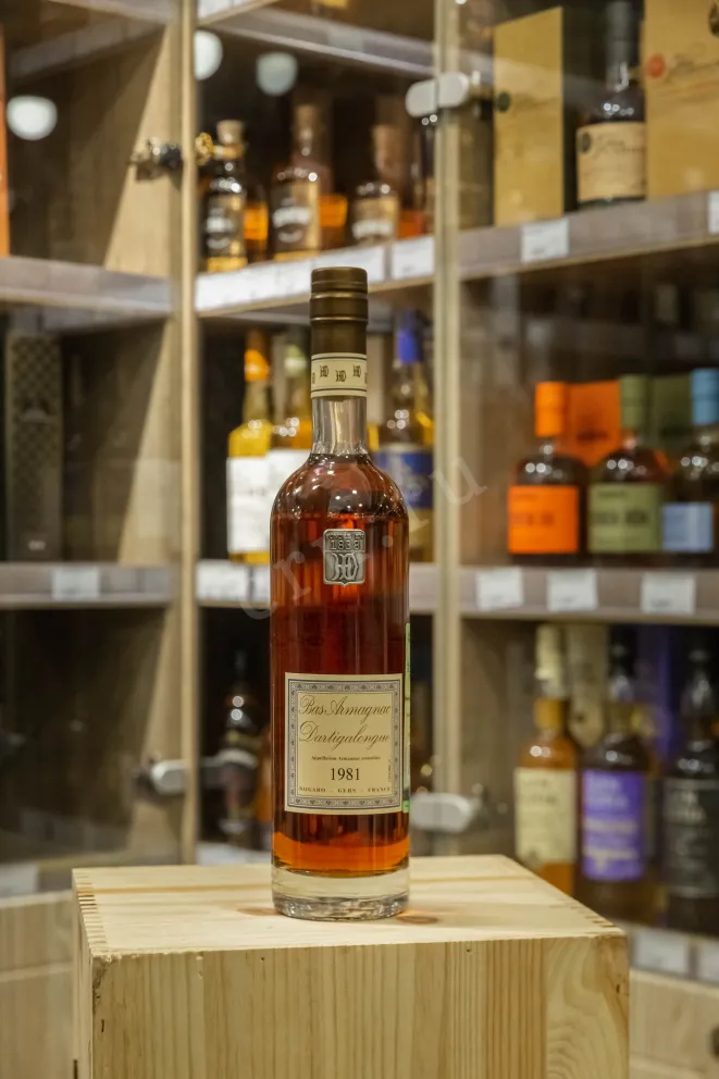 В магазине Крю Профи Dartigalongue 1981 0.5 л