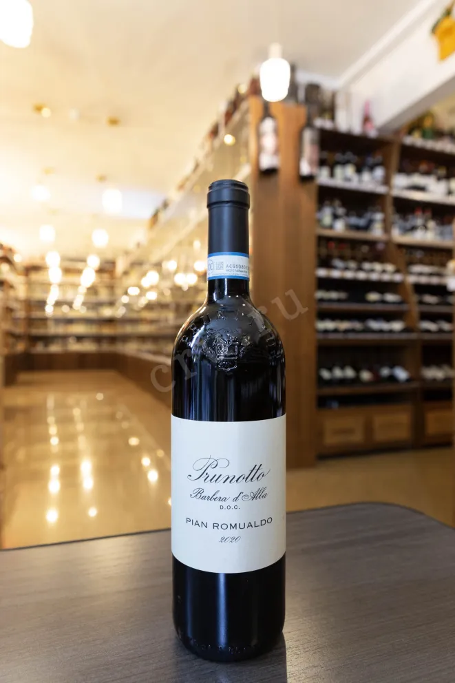 В магазине Крю Профи Prunotto Barbera d'Alba DOC Pian Romualdo 2020 0.75 л