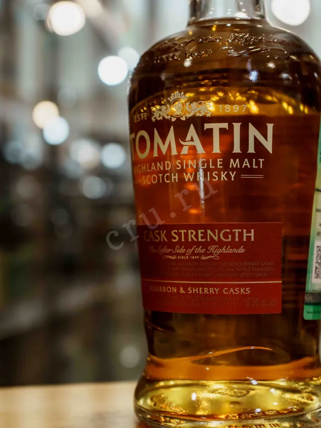 В магазине Крю Профи Tomatin Cask Strength in gift box 0.7 л