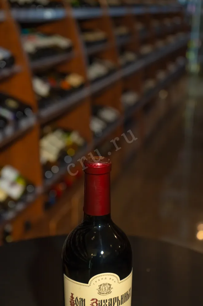 Пробка Dom Zaharinyh Red dry 2018 0.75 л