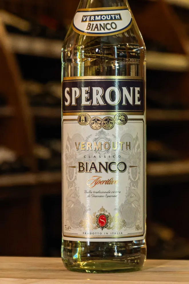 В магазине Крю Профи Sperone Vermouth Bianco 0.75 л