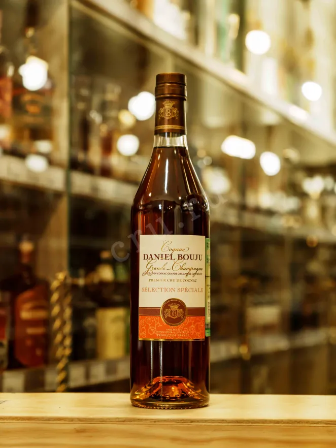 В магазине Крю Профи Daniel Bouju Selection Speciale 0.7 л