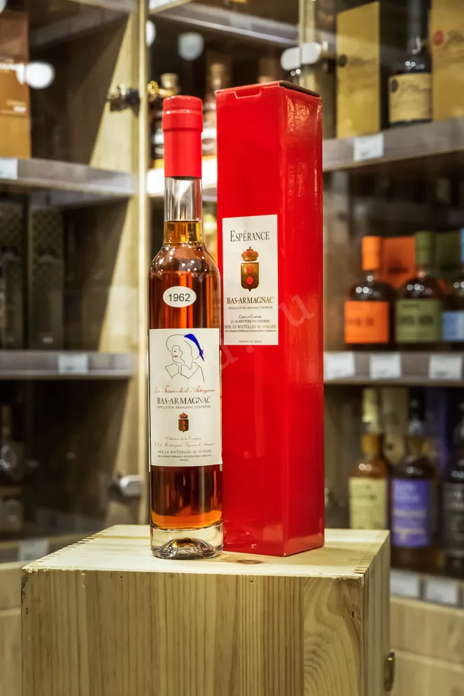 В магазине Крю Профи Domaine d'Esperance Les Tresors de d'Artagnan 1962 0.35 л