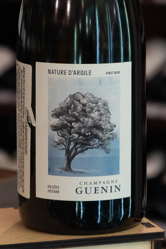 В магазине Крю Профи Guenin en Cote des Bar Nature D’Argile 0.75 л