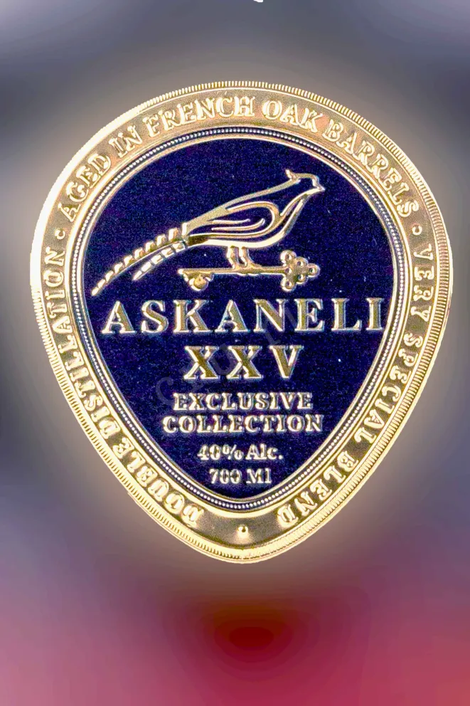 Этикетка Askaneli 25 years old gift box 1998 0.7 л