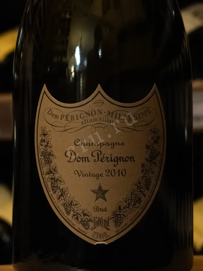 В магазине Крю Профи Dom Perignon Vintage 2010 1.5 л
