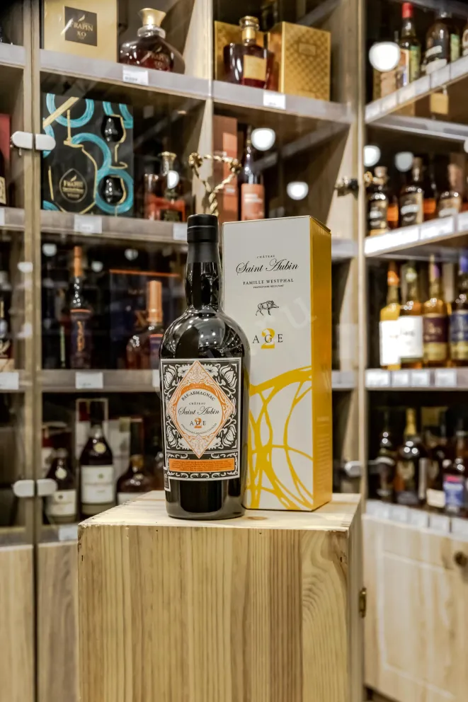 В магазине Крю Профи Saint Aubin 2 age gift box 0.7 л