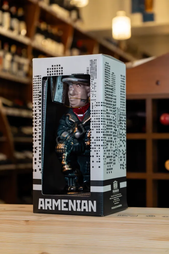В магазине Крю Профи Proshyan Shakhter 7 Years in gift box 0.33 л